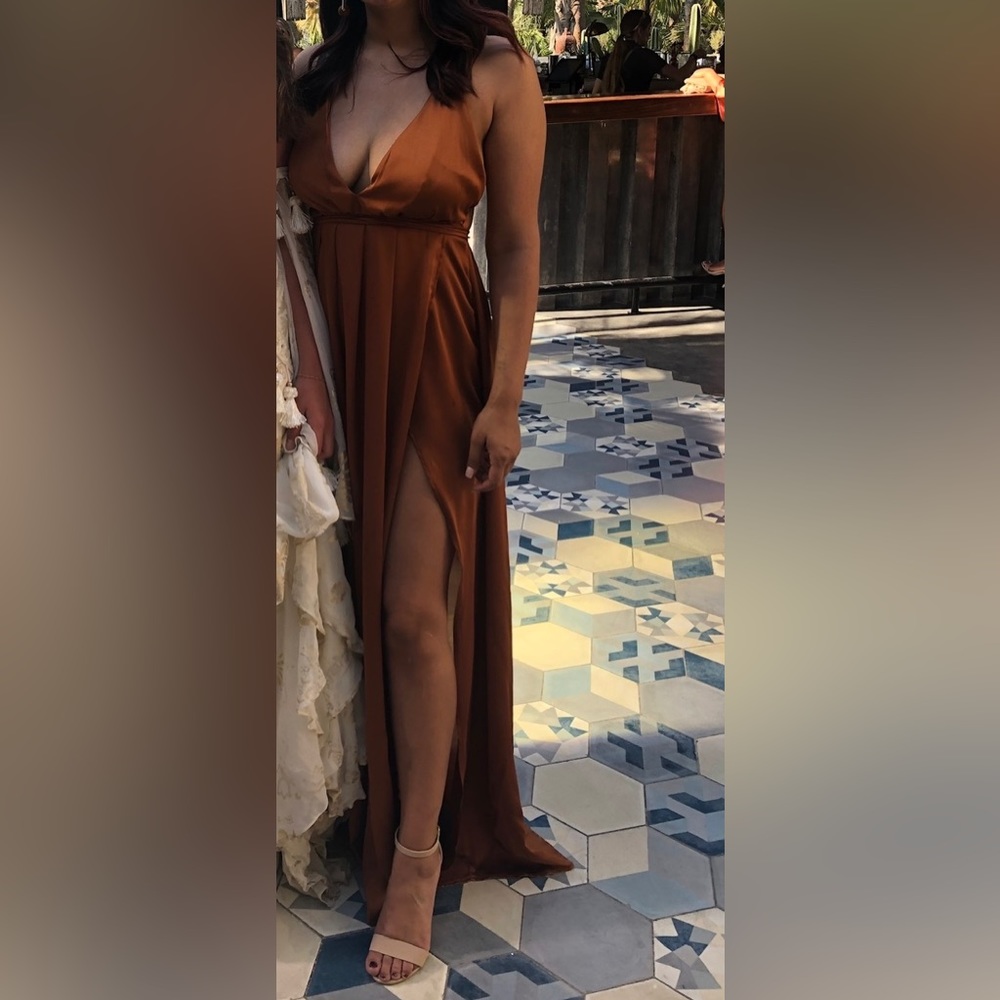 White fox maxi dress in camel color